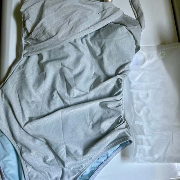 Women’s Cupshe Silver One Piece Swimsuit New with tags - Picture 4 of 7